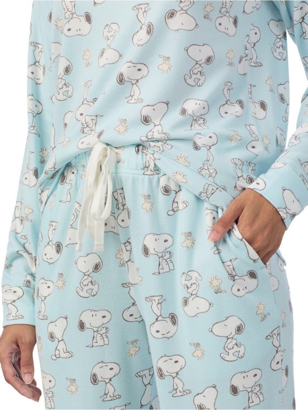 Character Women's 2-Piece Pullover and
Jogger Pajama Set S - Picture 6 of 7